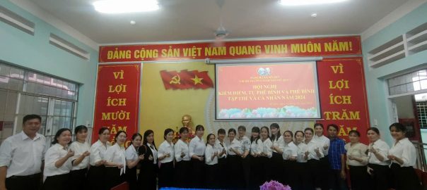 Hình lưu niệm kiểm điểm